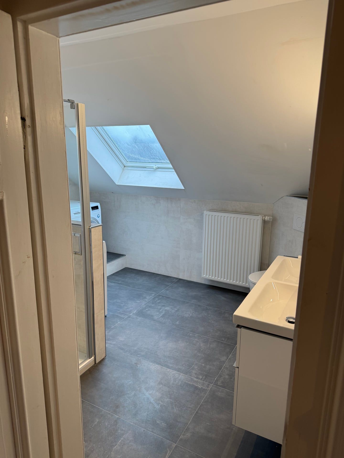 Renoviertes Gemeinschaftsbad der Villa Eiserfeld in Siegen – Bild 1
