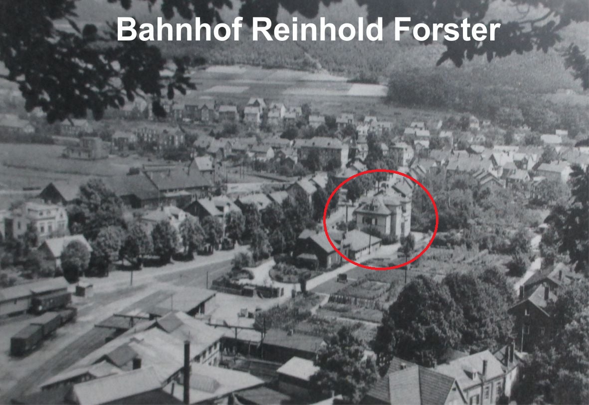 Historische Aufnahme: 1915 · Haus Nach Umbau Und Bahnhof Reinhold Forster Original Markiert (Eiserfeld)