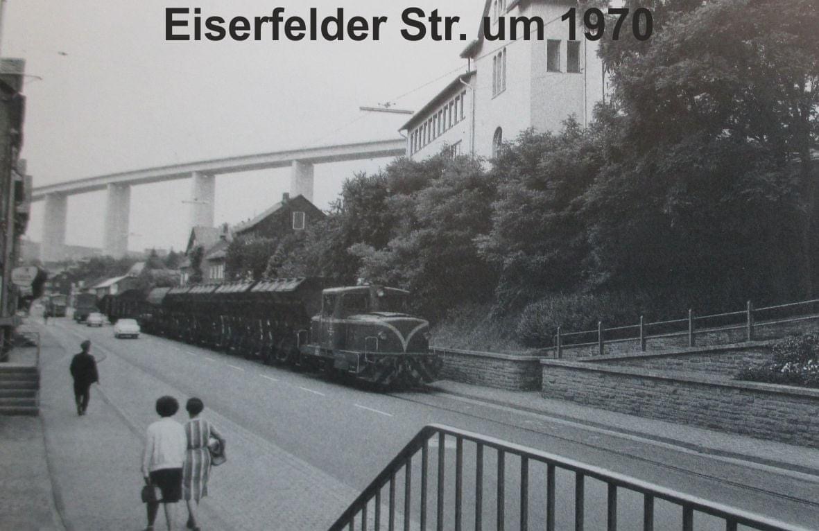 1970 eiserfelder strasse mit bruecke